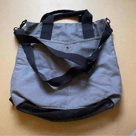 NEW Multifunction Beach Bag​ - Picture 2 of 10